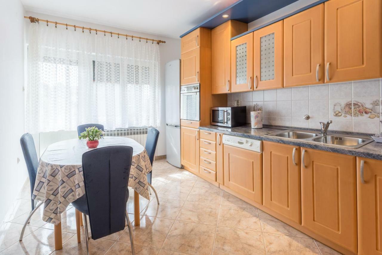 Apartment Dean Ουμάγκ Εξωτερικό φωτογραφία