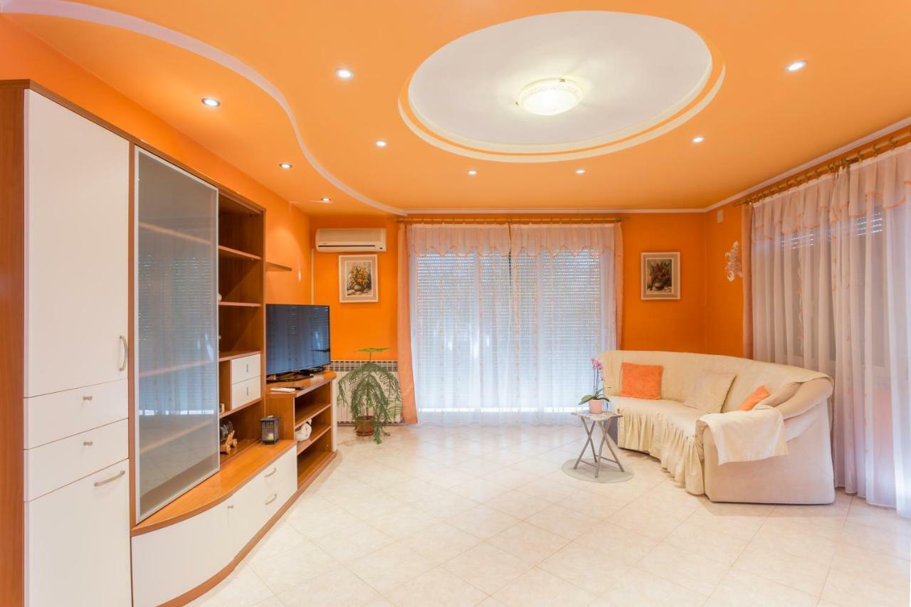 Apartment Dean Ουμάγκ Εξωτερικό φωτογραφία